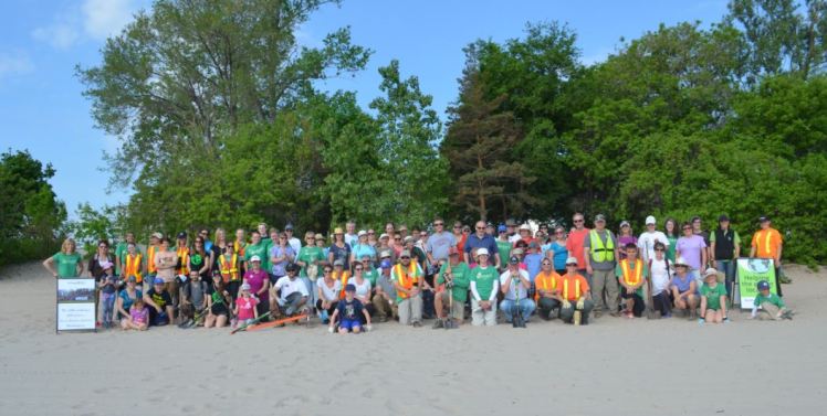 A group photo taken prior to a Green Up event